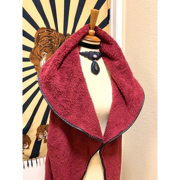 🌈 Beautiful Vogue polar vest - Picture 3 of 8